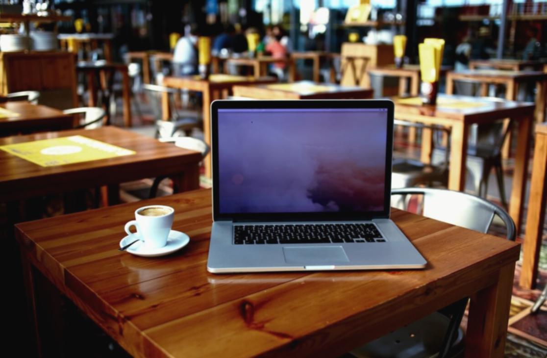 Praktische Anwendung von Finanzwissen in realistischen Szenarien